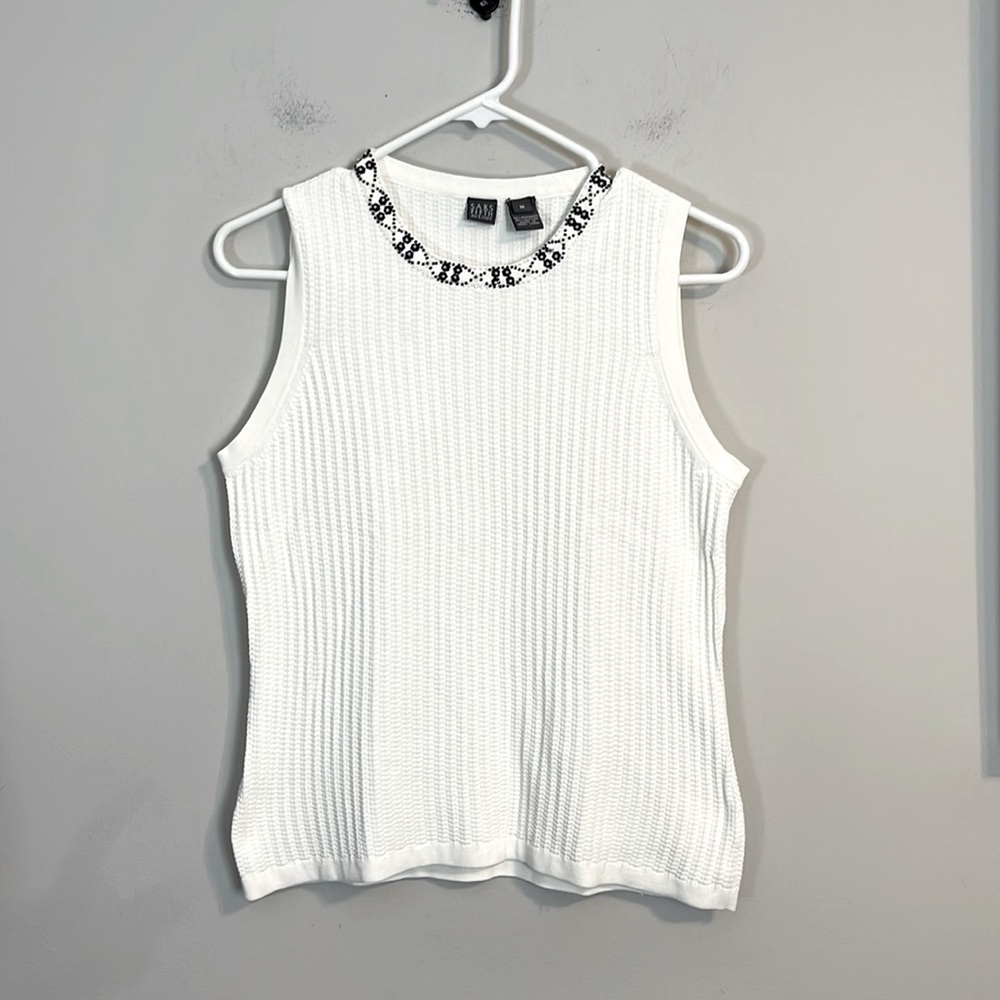 Saks Fifth Avenue white sleeveless top sequin collar detail size medium